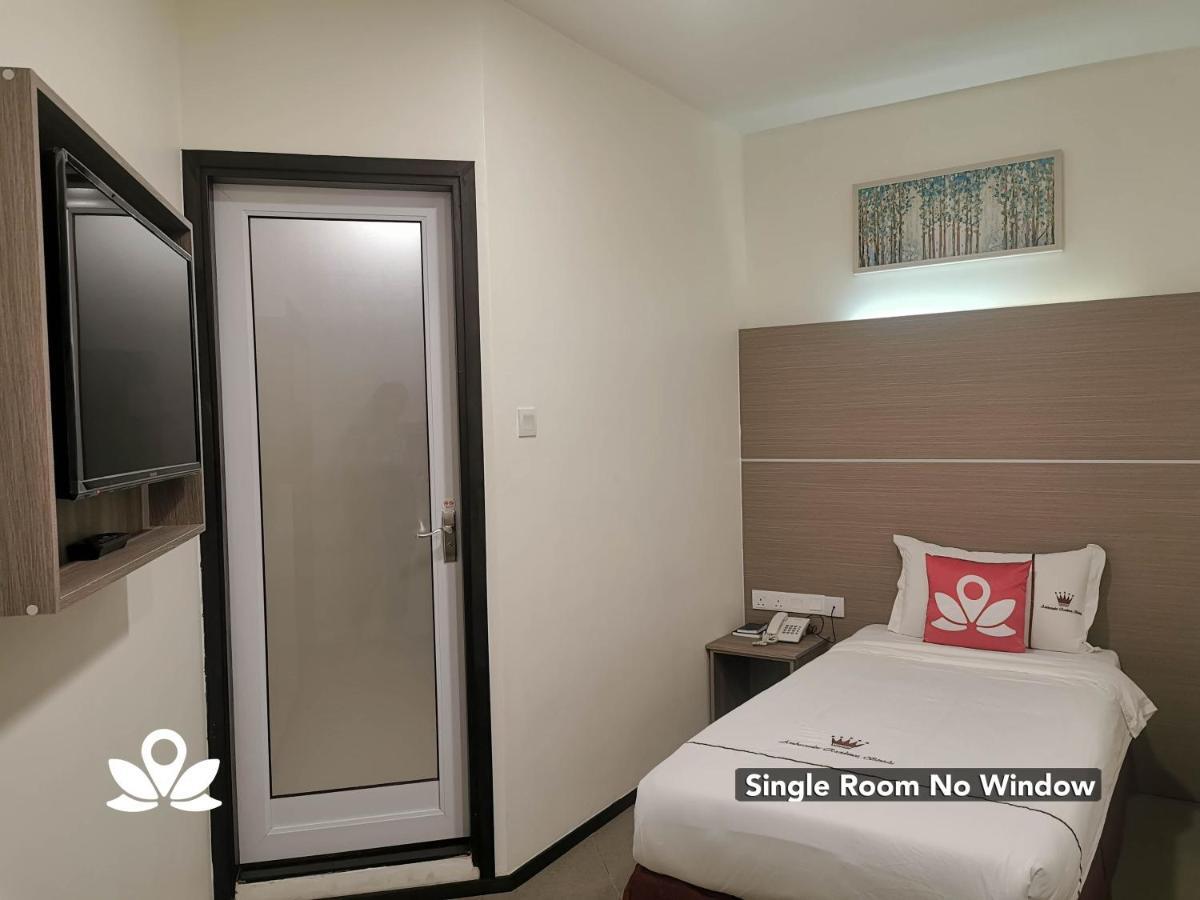 Zen Rooms Ambassador Residence Bintulu Exteriör bild